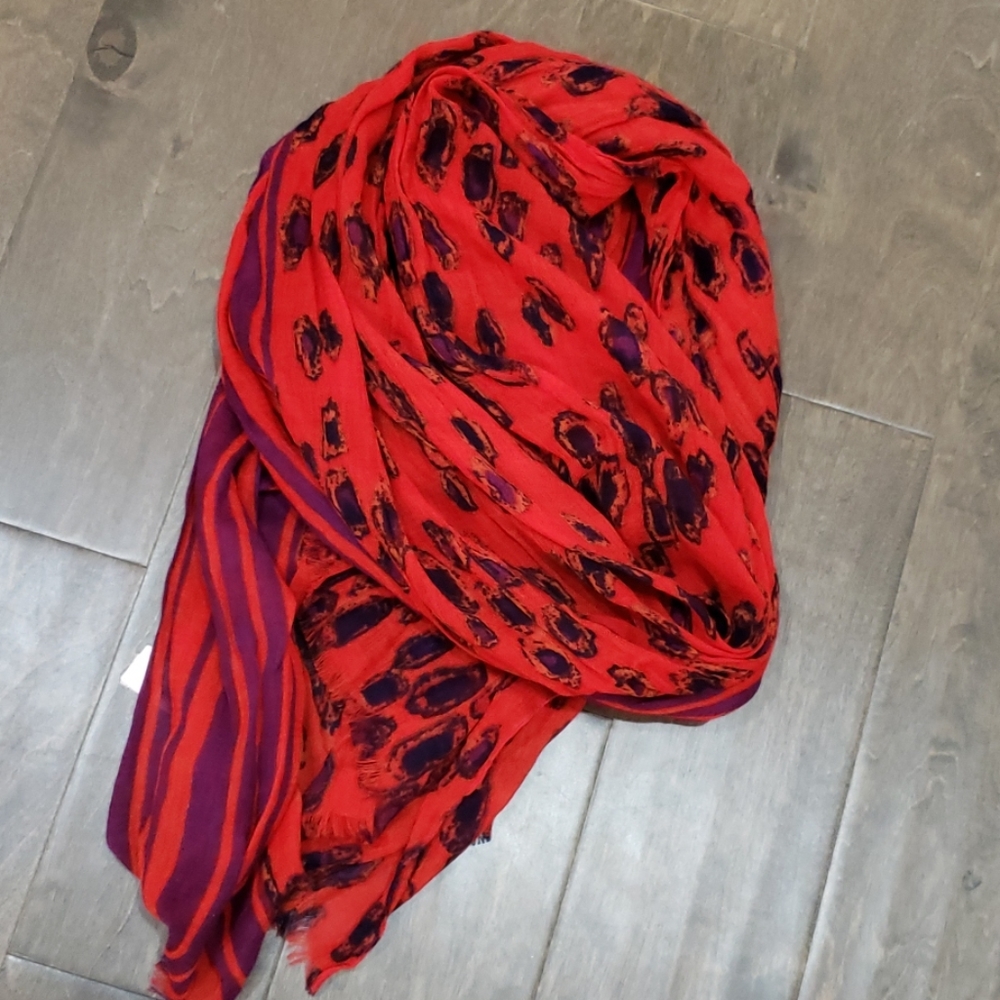 Gap Scarf